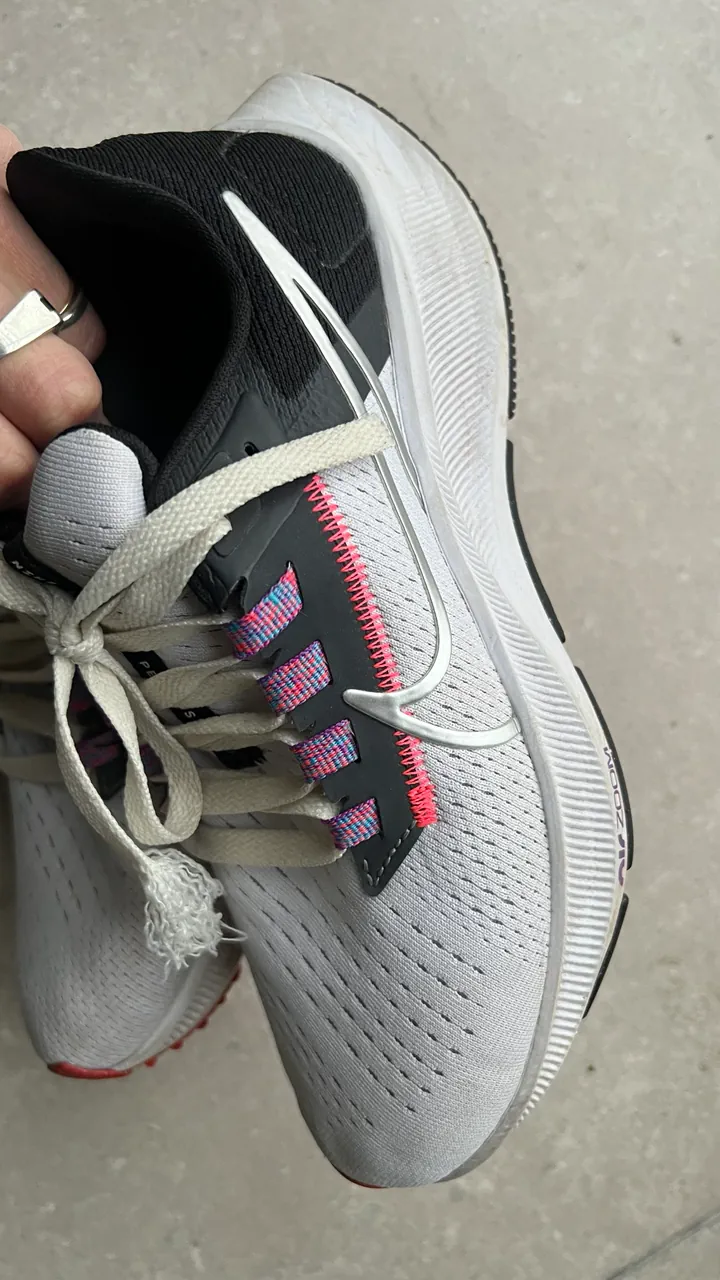 Nike · Talle AR 36