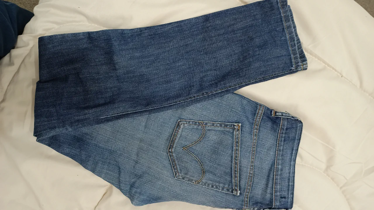 Levi's · Talle 2