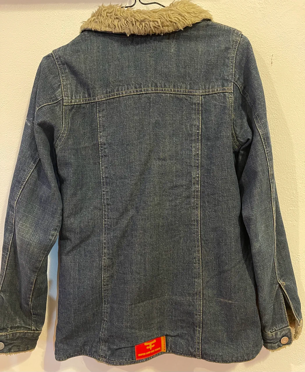 Campera Kosiuko - imagen 2