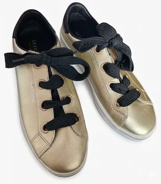 Skechers · Talle AR 38
