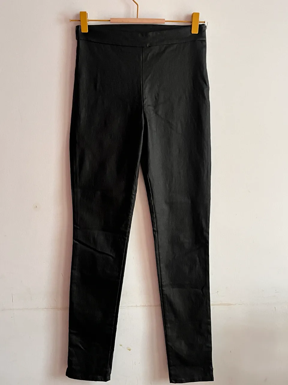 Pantalón Ayres · Talle M