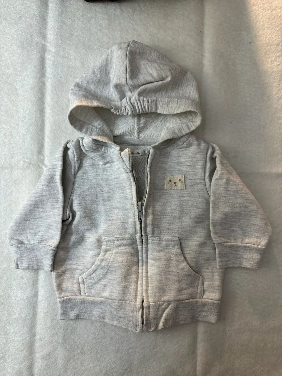 Buzo CHEEKY · Talle 3-6 meses / 62 cm