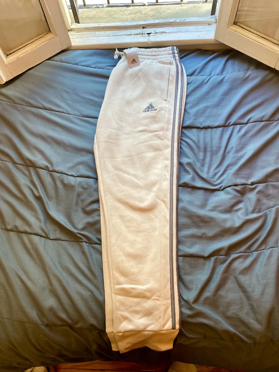 Pantalón adidas · Talle XL