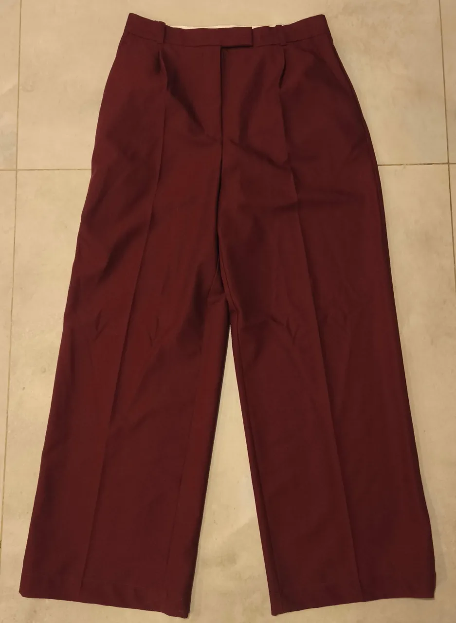 Pantalón Zara · Talle L