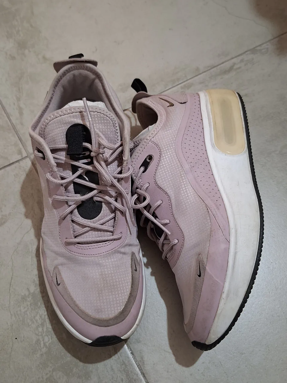 Nike · Talle AR 39