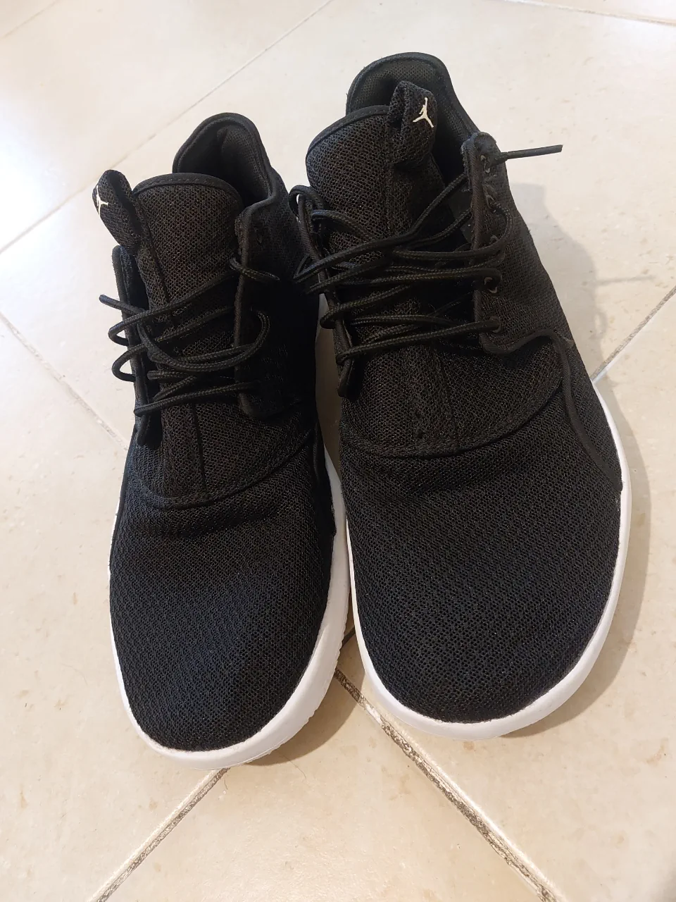 Jordan · Talle AR 43