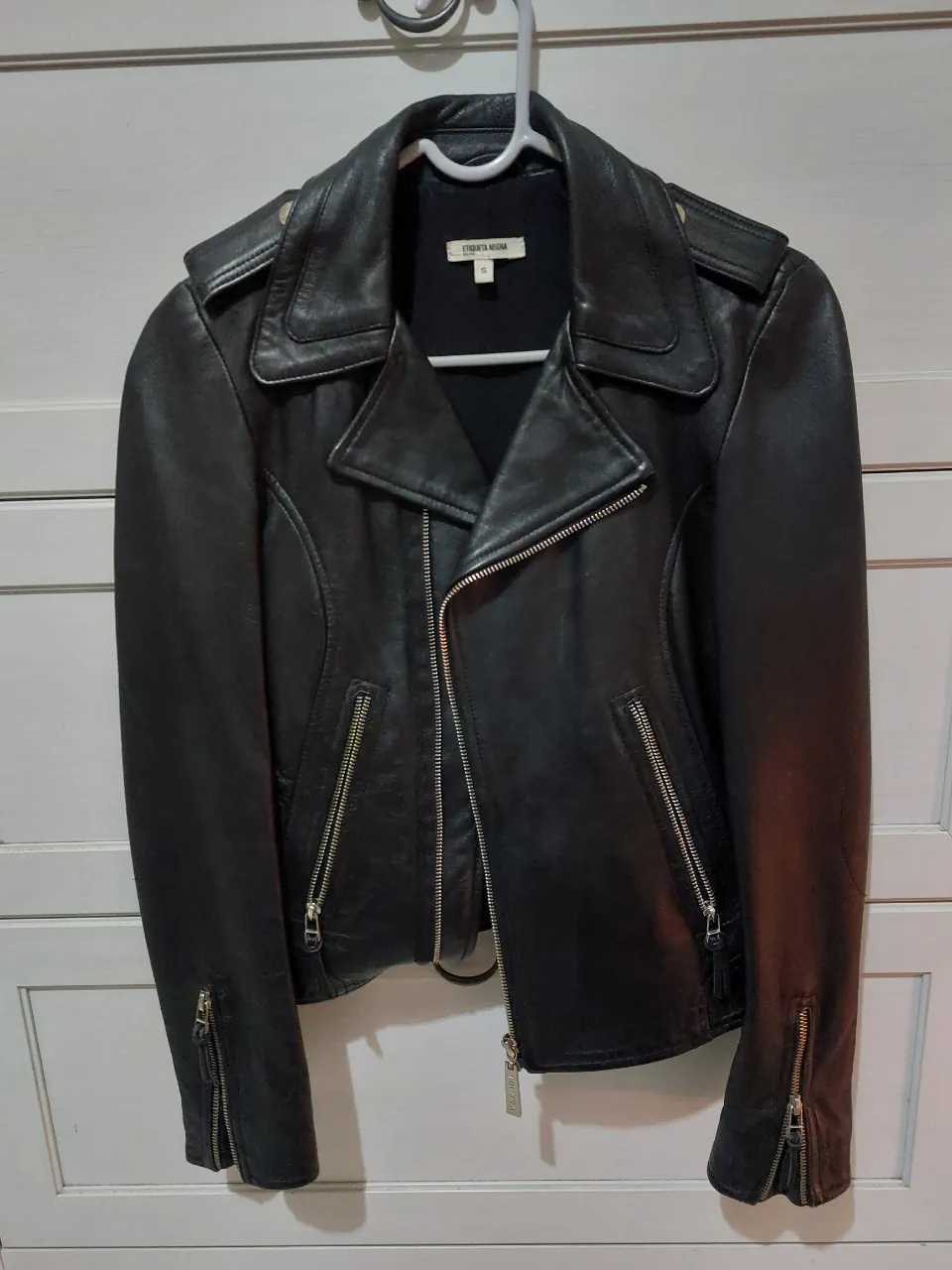 Campera Etiqueta Negra · Talle S