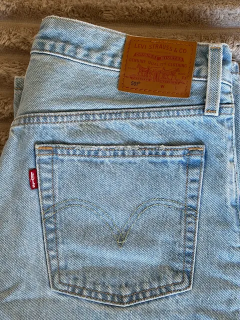 Levi's · Talle EU 40