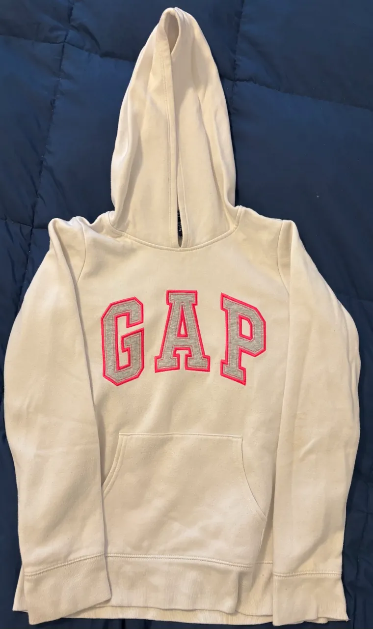 Buzo GAP · Talle 13 años / 158 cm