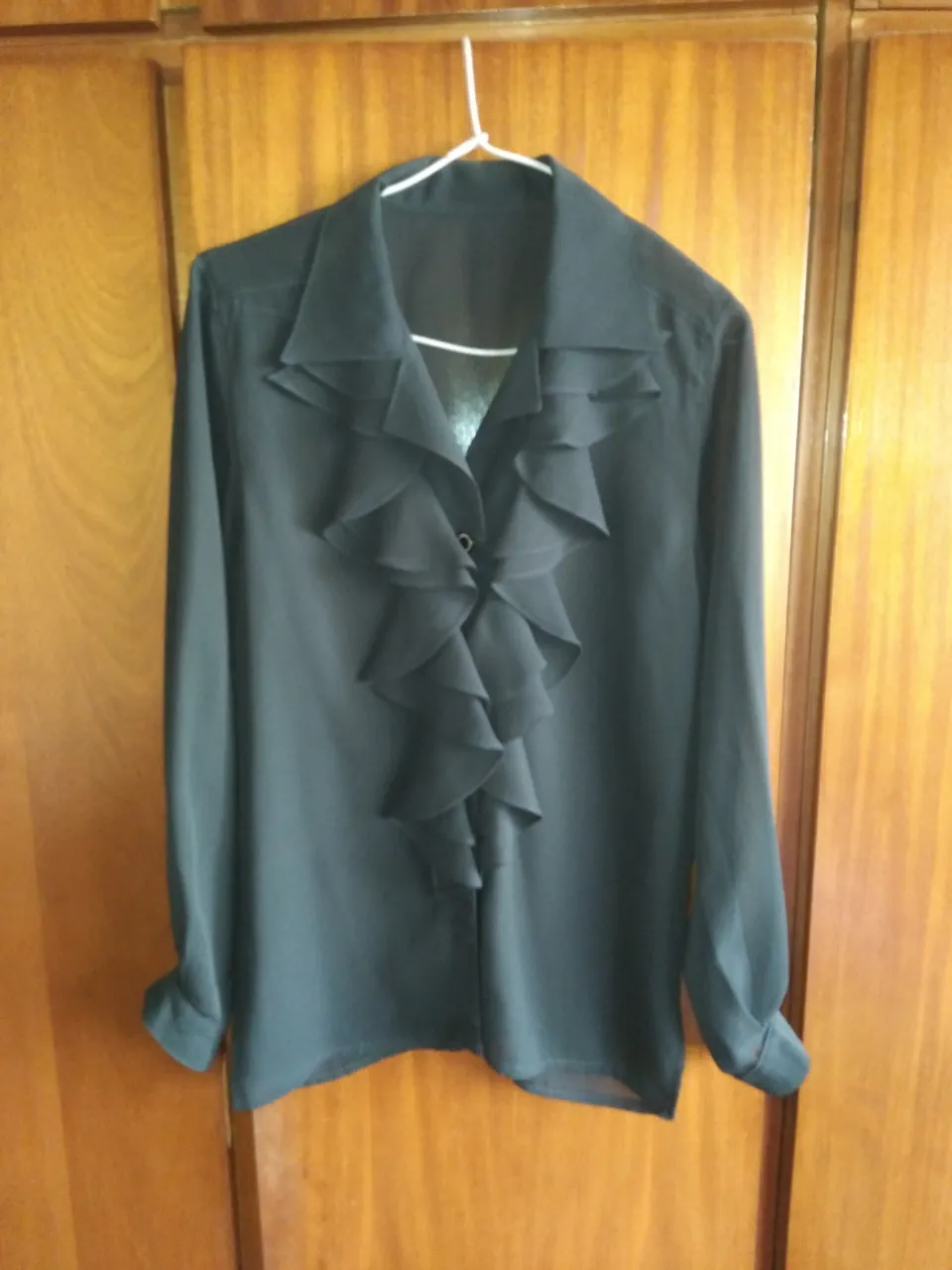 Camisa A la vuelta de la esquina · Talle L