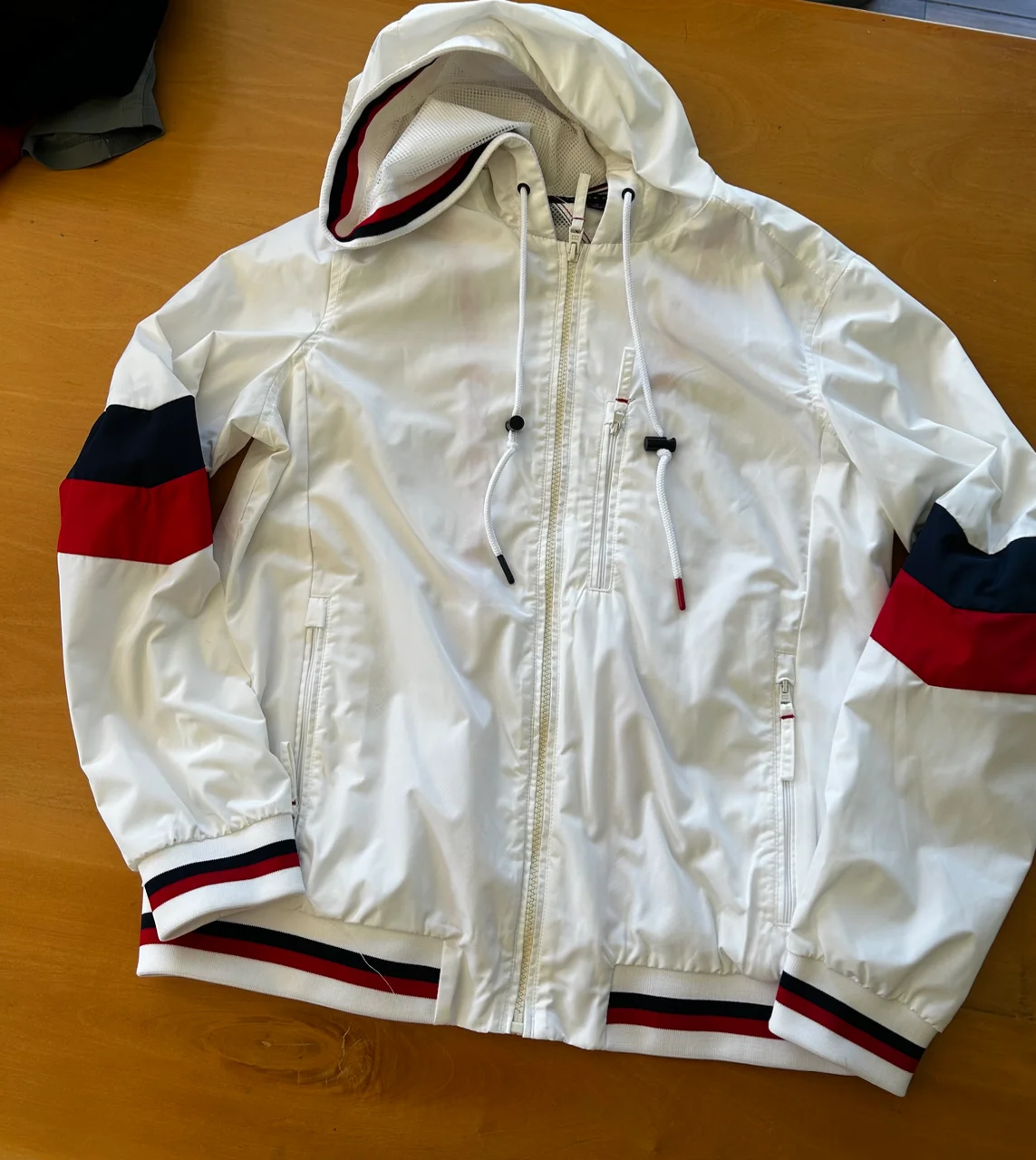 Tommy Hilfiger · Talle M