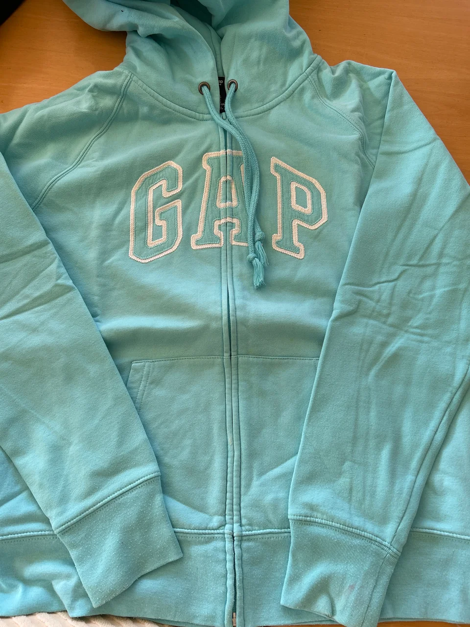 GAP · Talle L