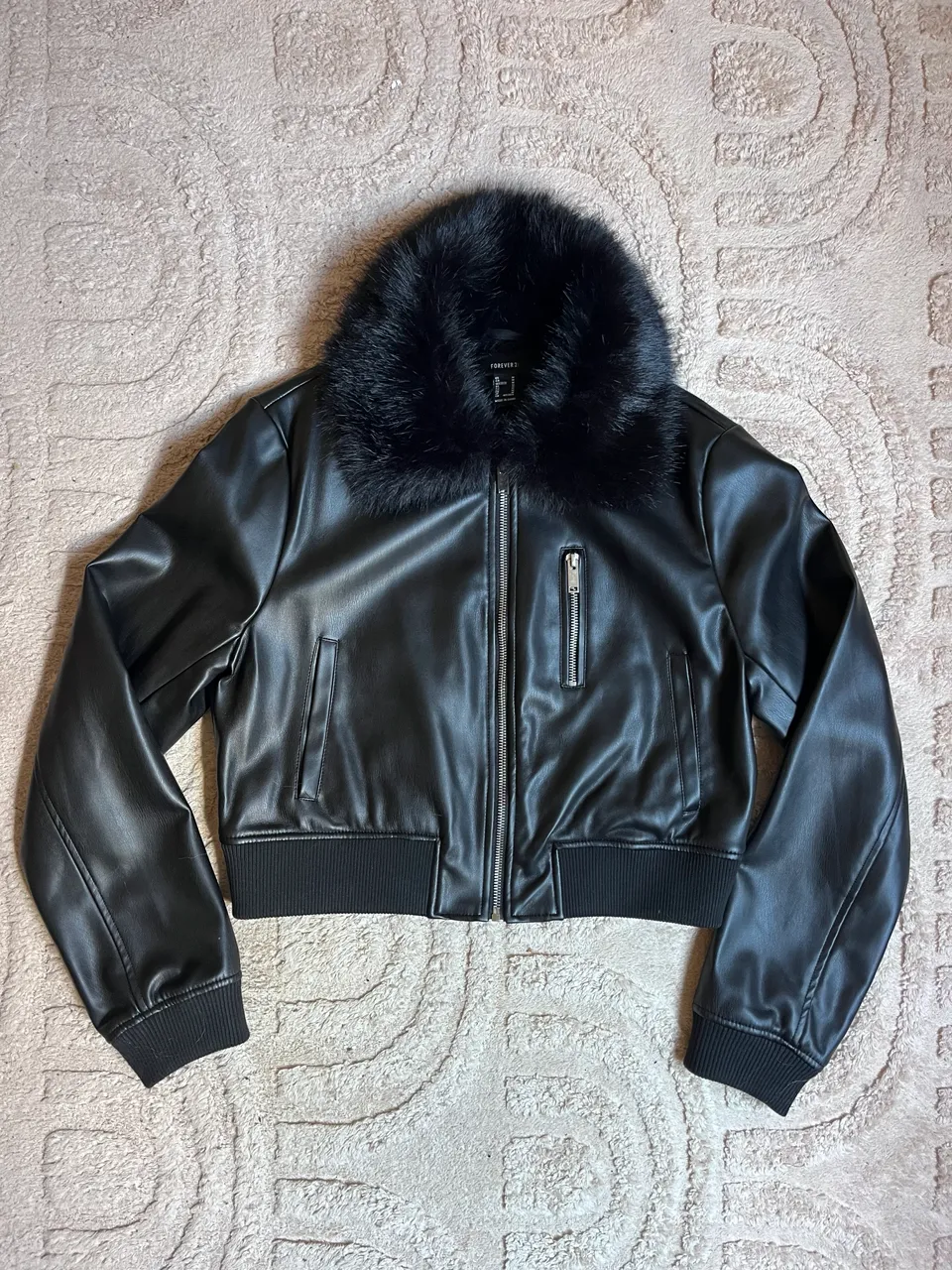 Campera Forever 21 · Talle M