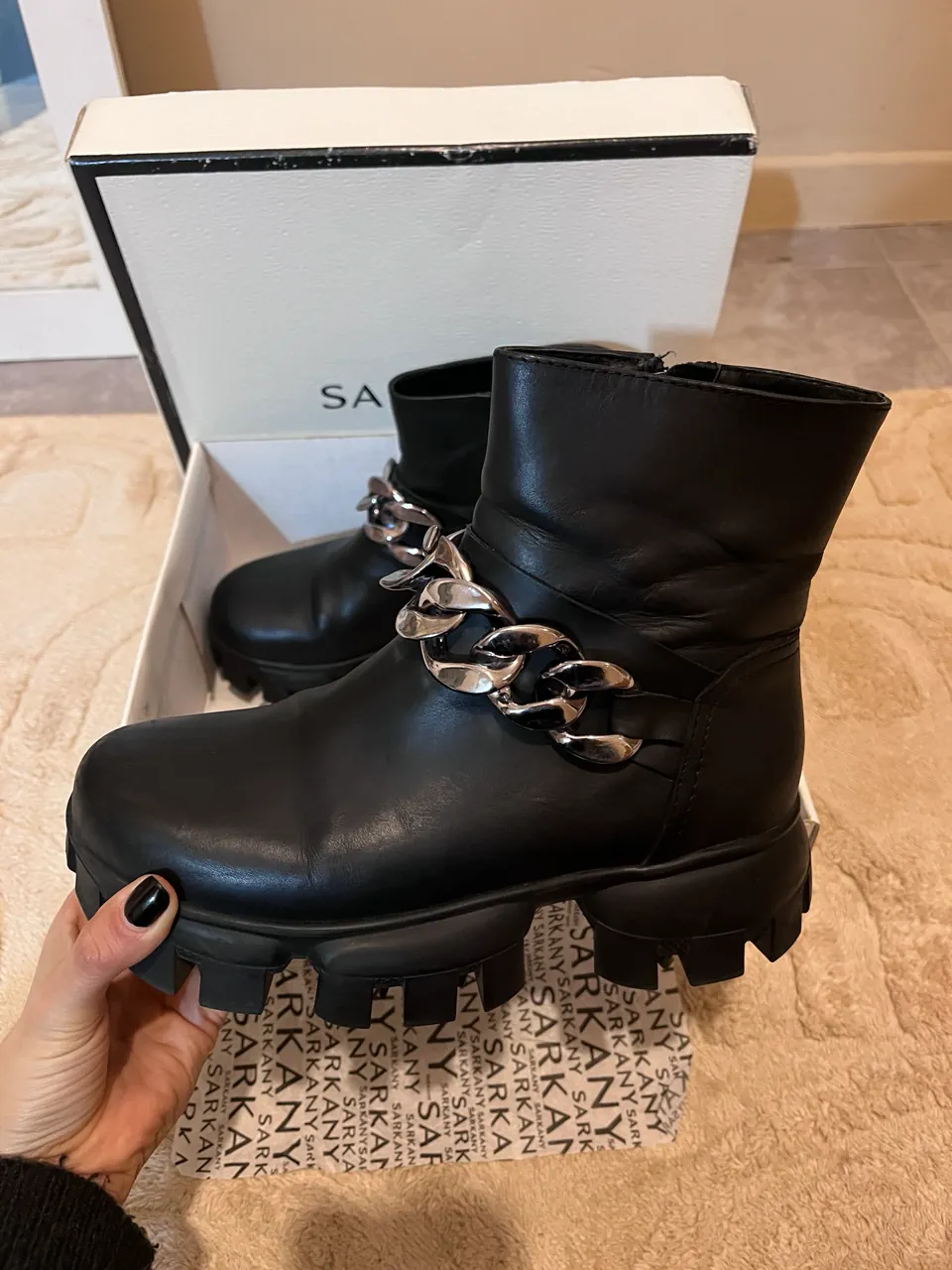 Borcegos Ricki sarkany - imagen 1