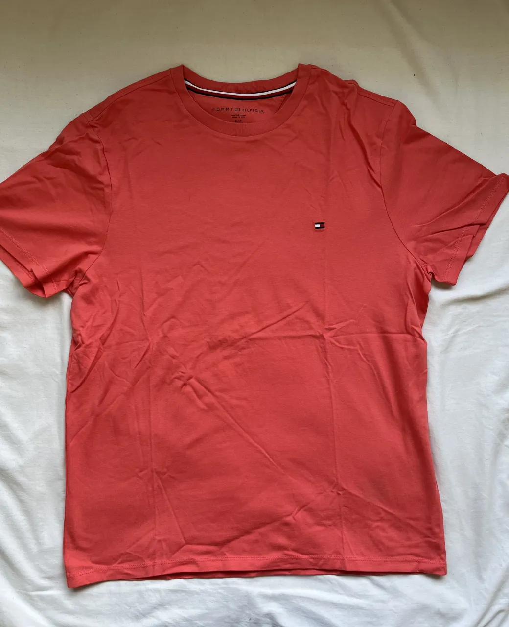 Remera Tommy Hilfiger · Talle S