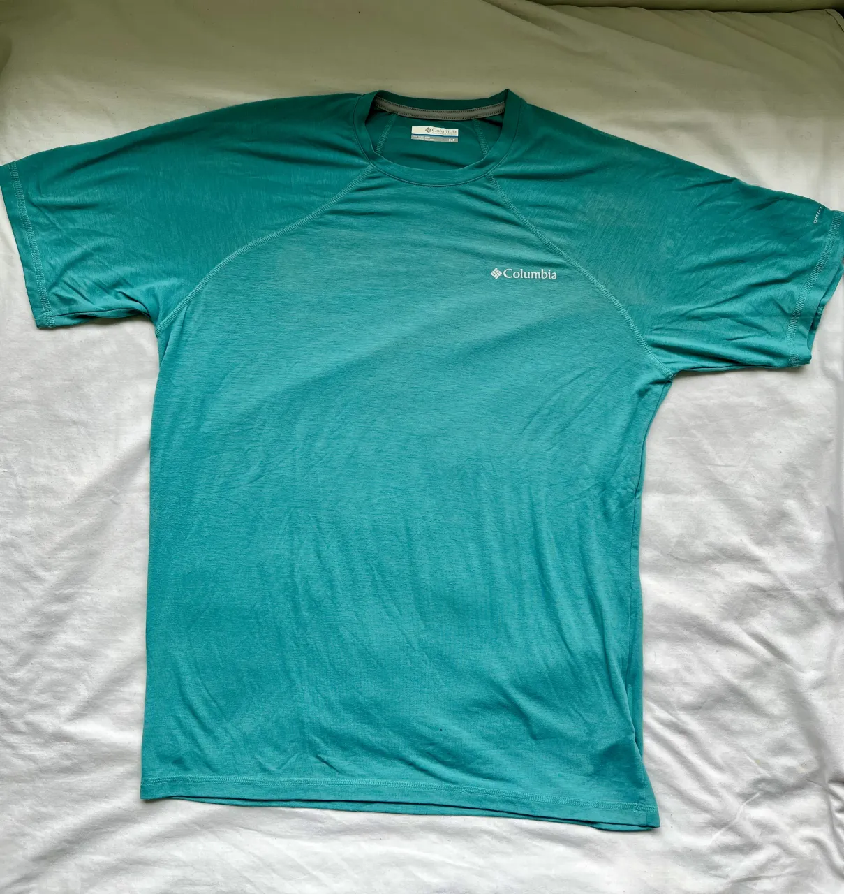 Remera Columbia · Talle S
