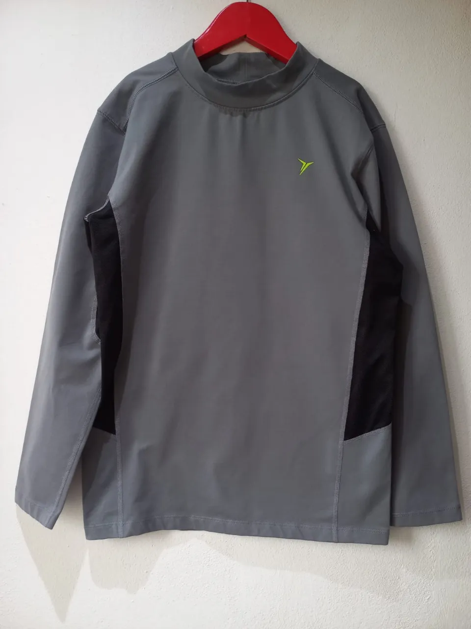 Remera Old Navy · Talle 10 años / 140 cm