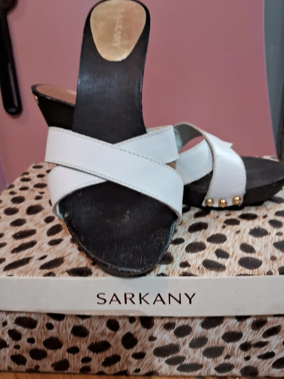 Sarkany · Talle AR 38
