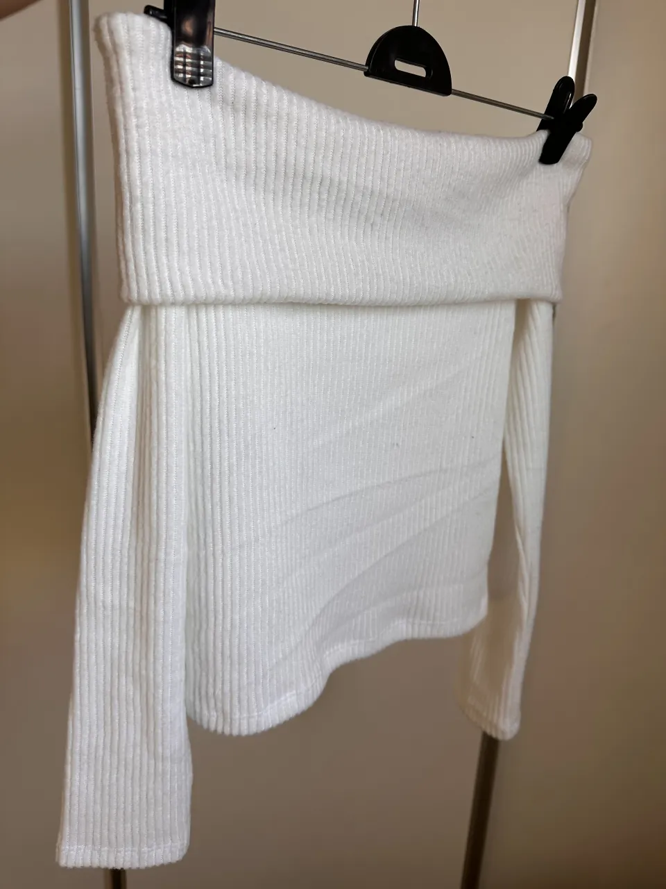 Sweater A ≠ - imagen 1