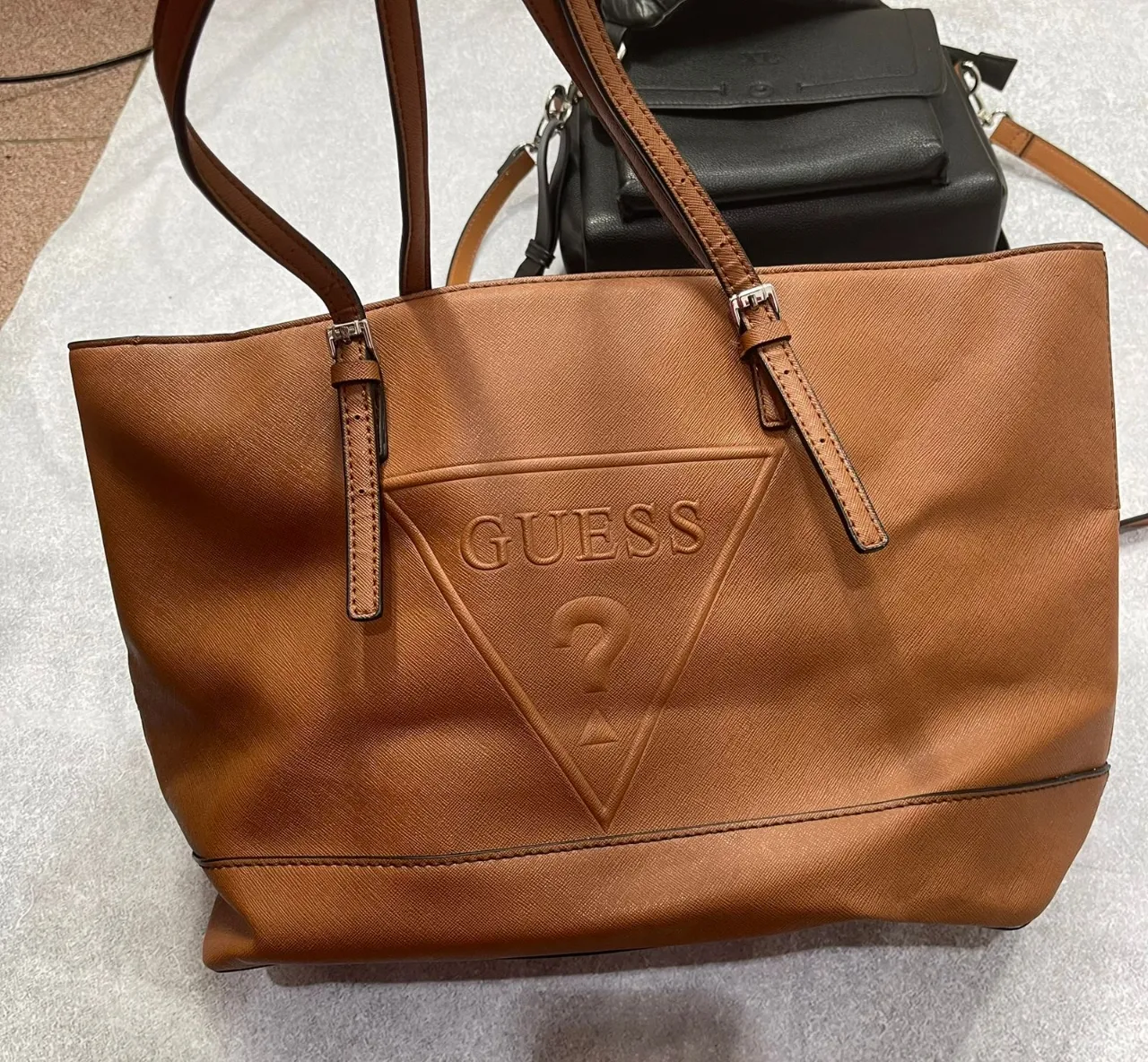 Cartera GUESS - imagen 1