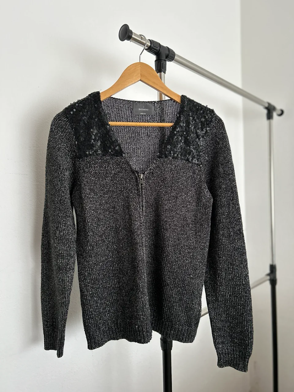Polera Basement - imagen 1