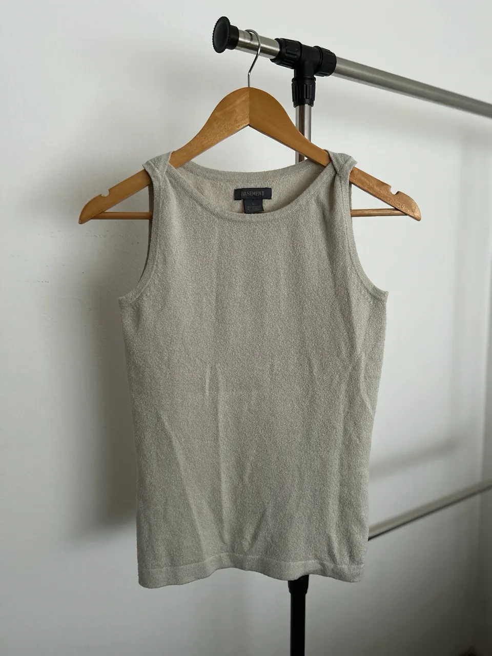 Musculosa Basement - imagen 1