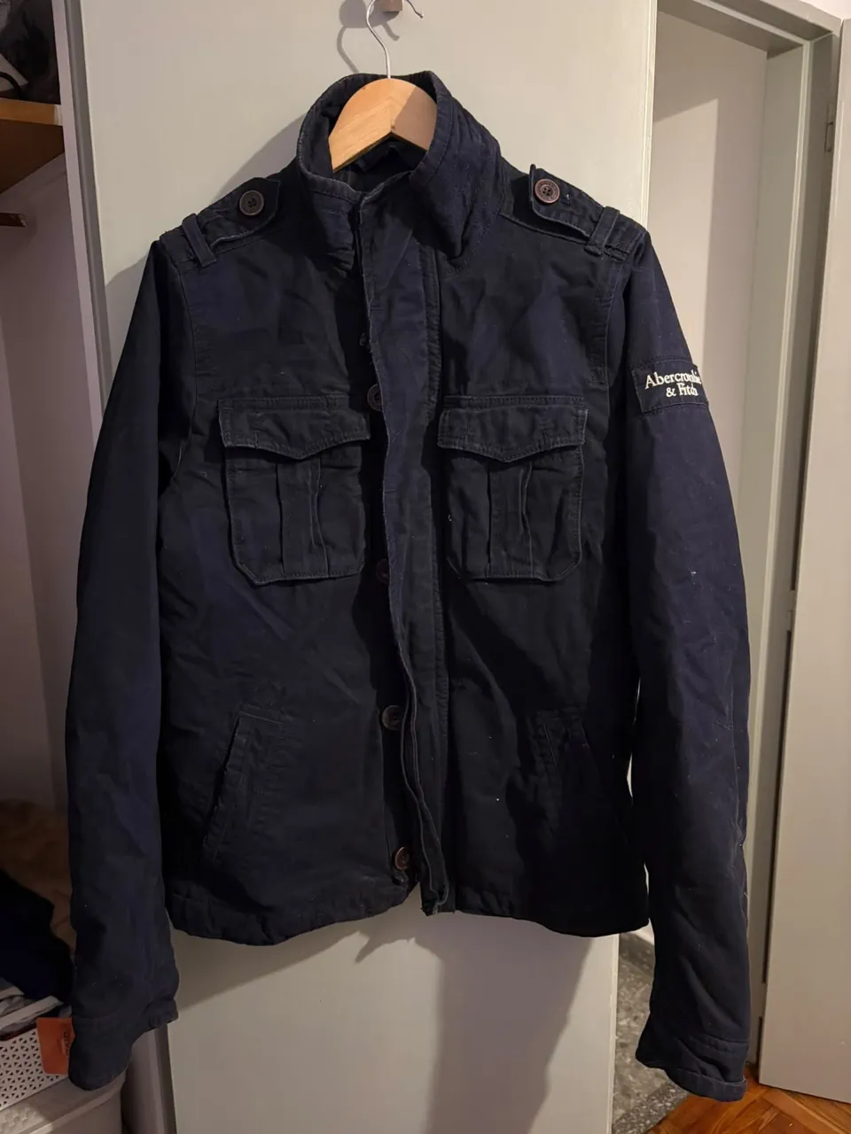 Abercrombie & Fitch · Talle M