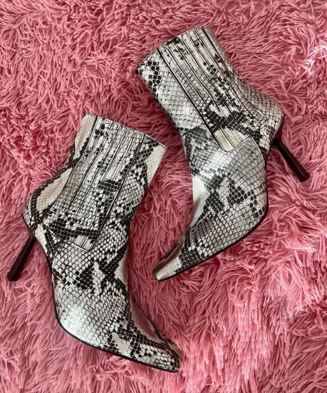 Ricky Sarkany · Talle AR 38