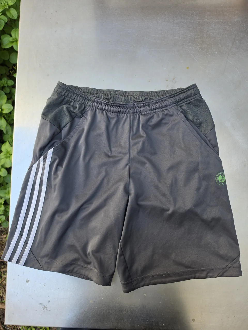 Short adidas - imagen 1