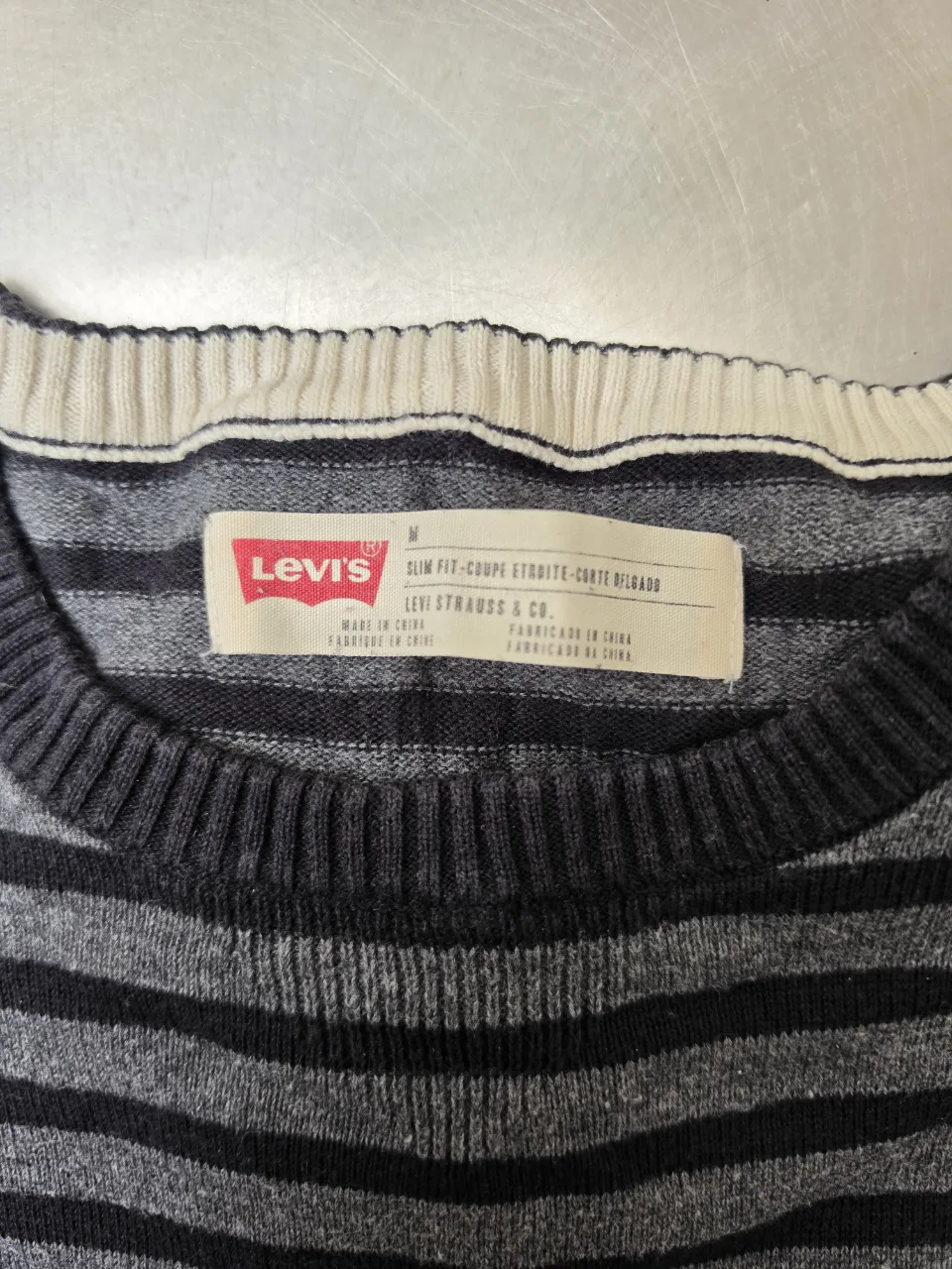 Sweater Levi's - imagen 1