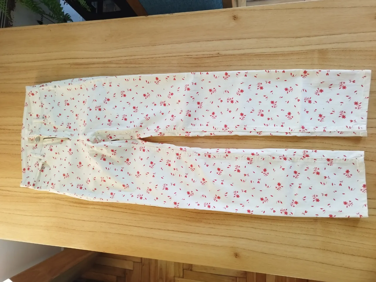 Pantalón H&M · Talle EU 34