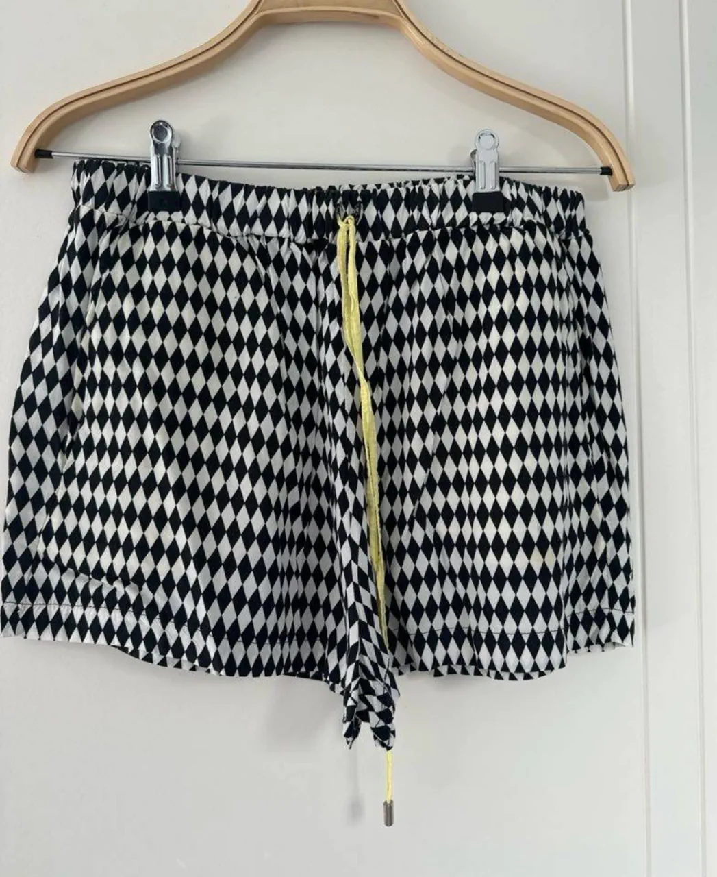 Basement · Talle M