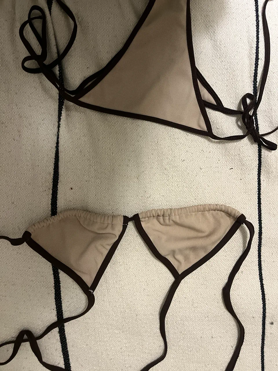 Bikini Avellaneda - imagen 1