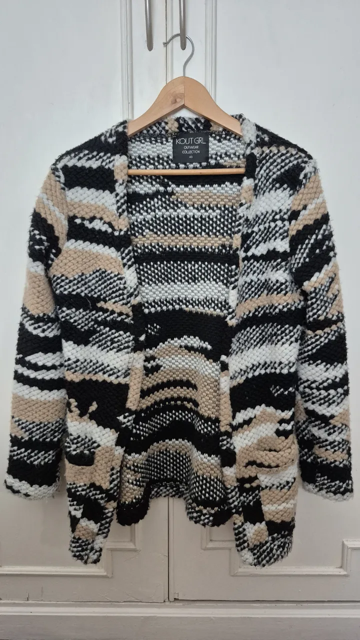 Cardigan Kout · Talle S