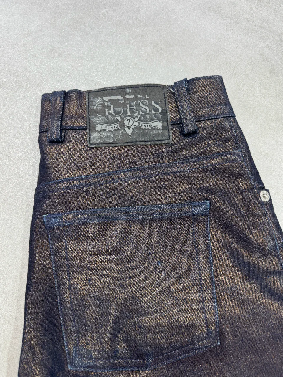 Jean GUESS - imagen 1