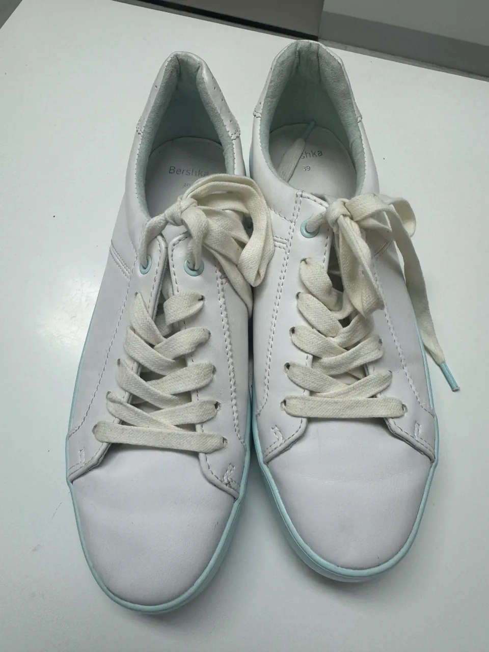 Bershka · Talle EU 39
