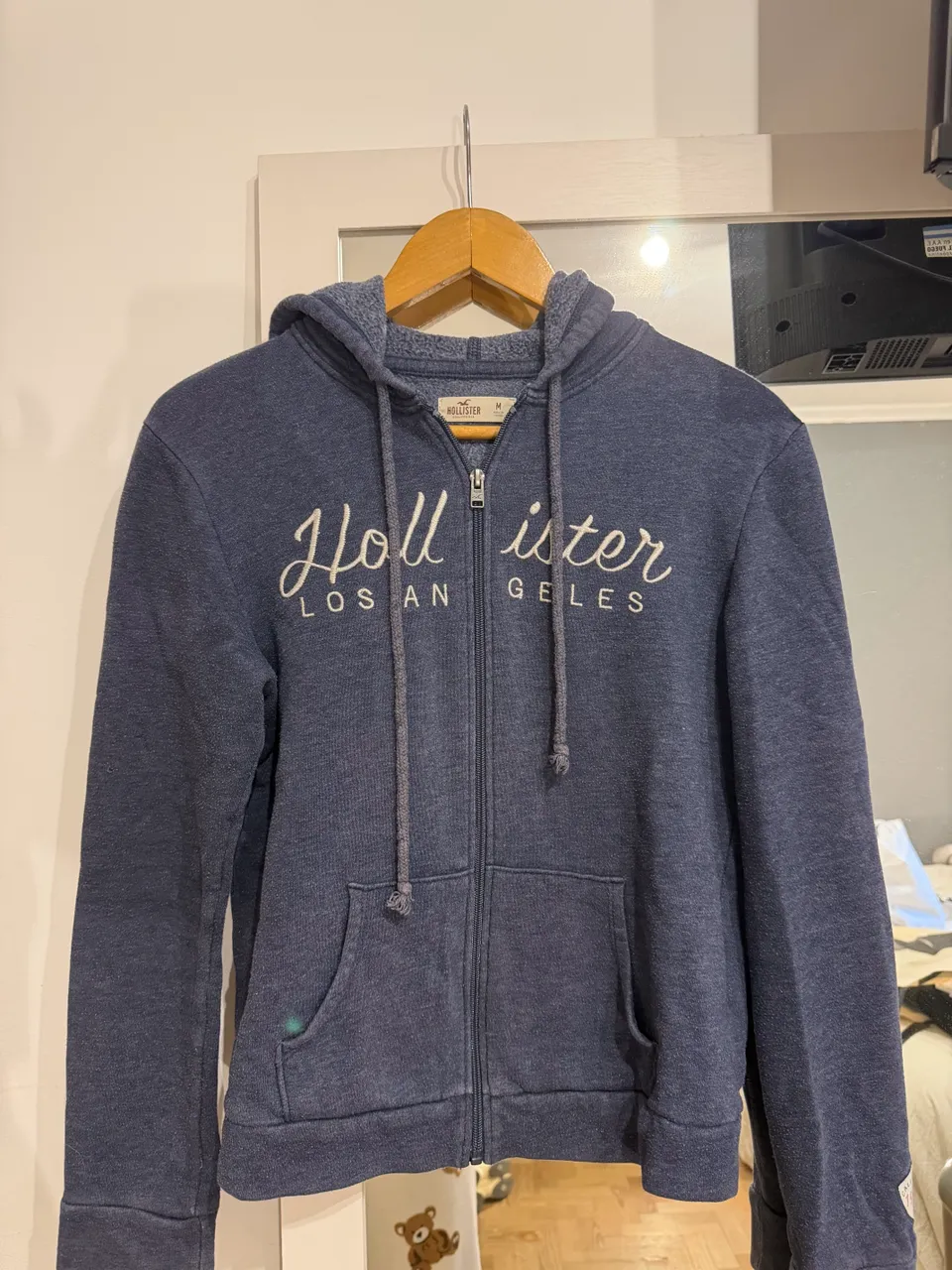 Hollister · Talle M