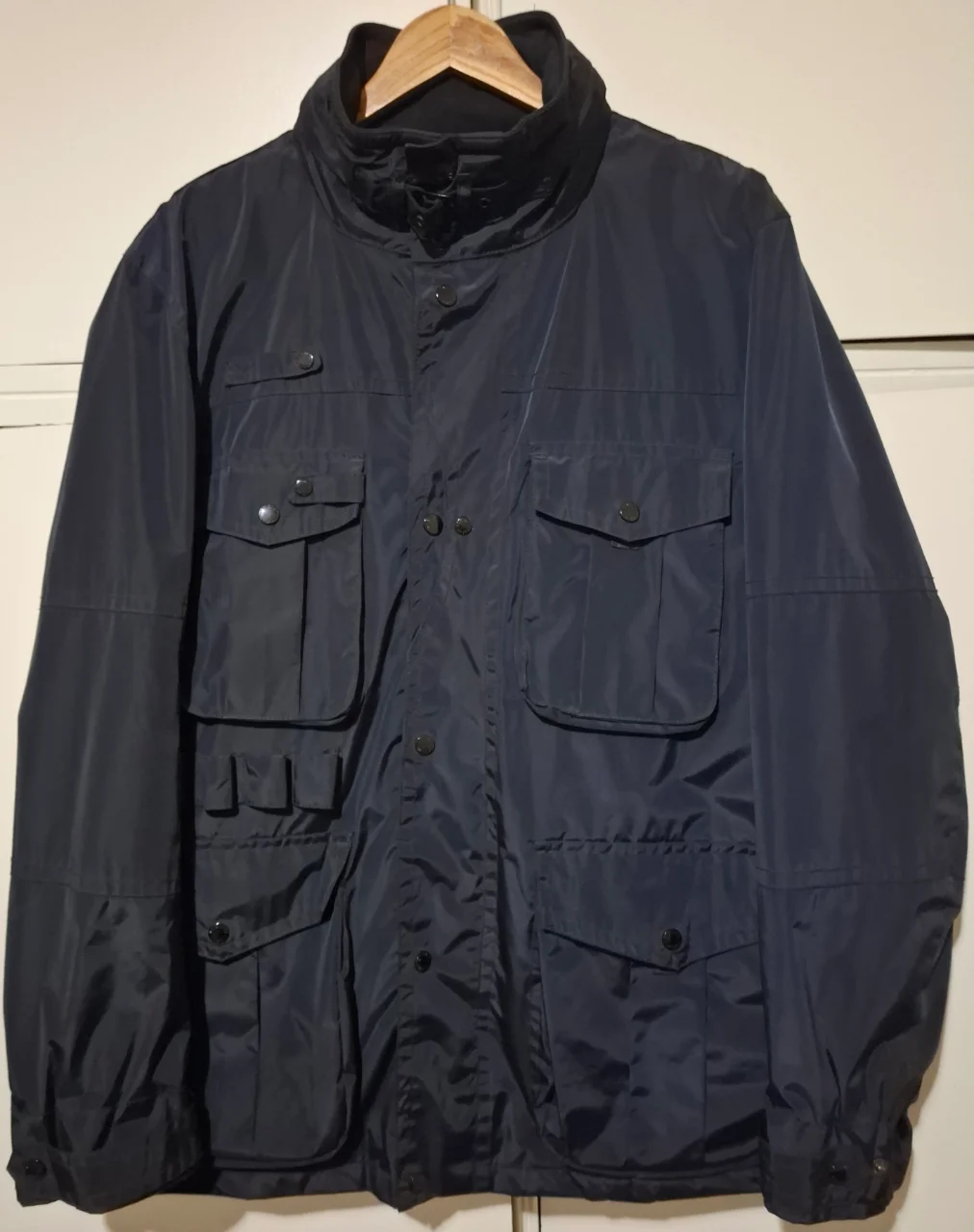 Campera Etiqueta Negra · Talle L