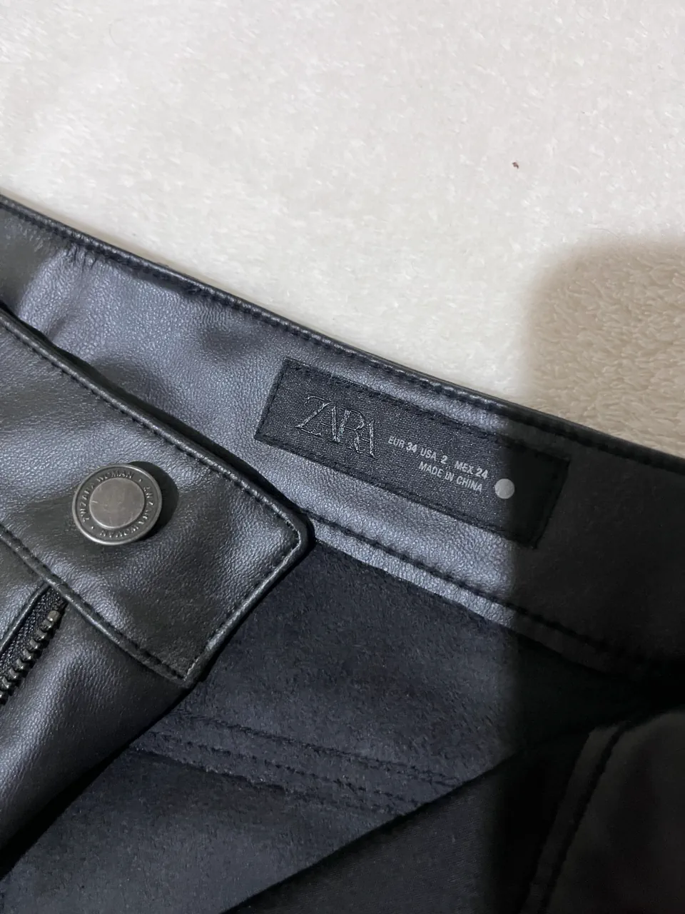 Pantalón Zara · Talle EU 34