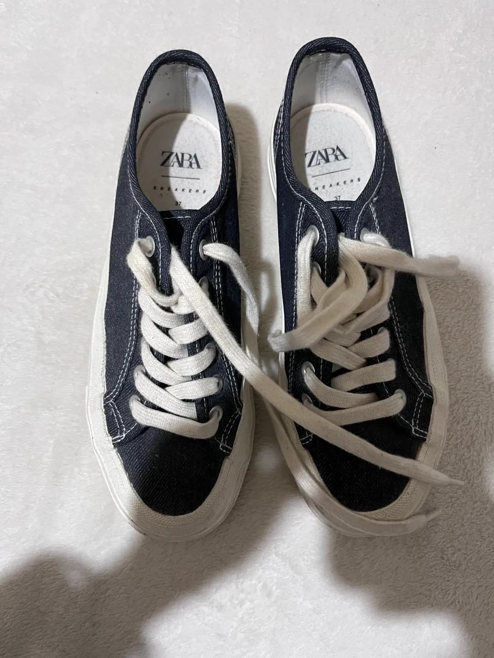Zara · Talle AR 37