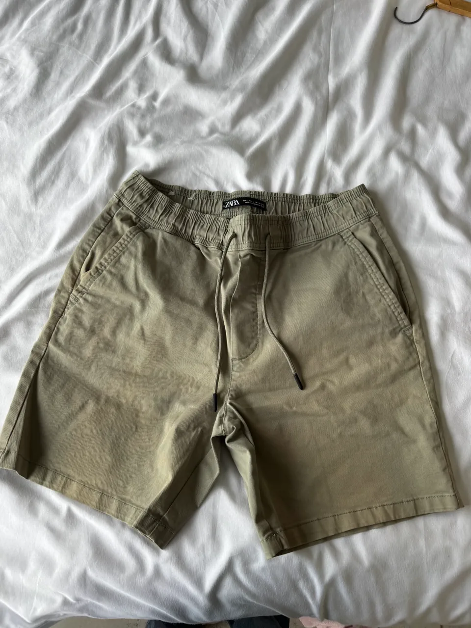 Zara · Talle L