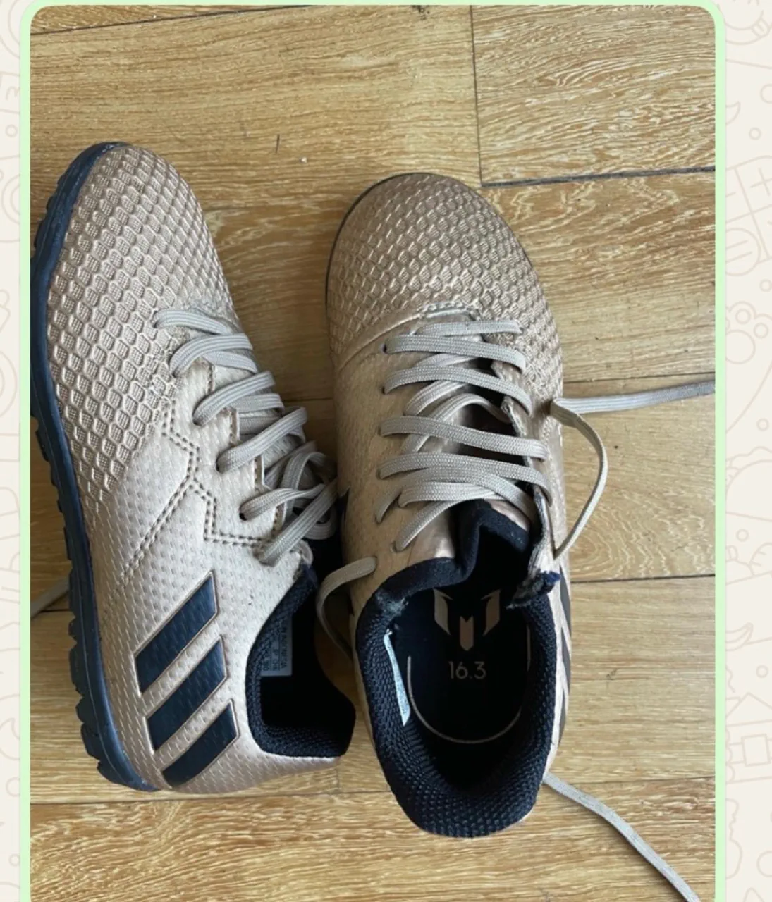 Botines adidas · Talle AR 30