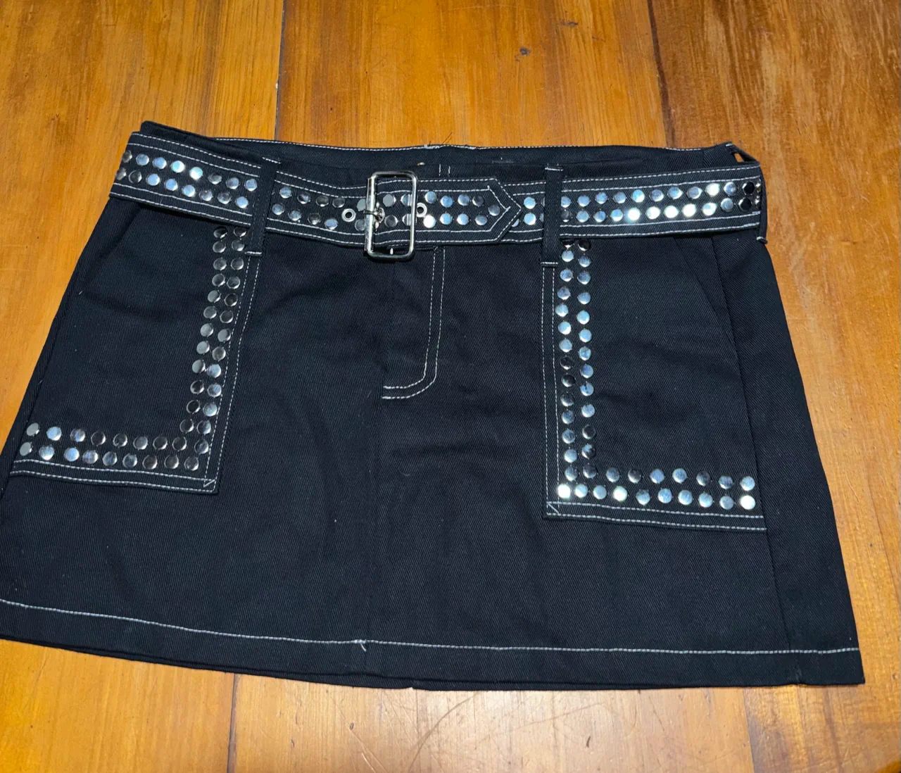 Minifalda - · Talle M