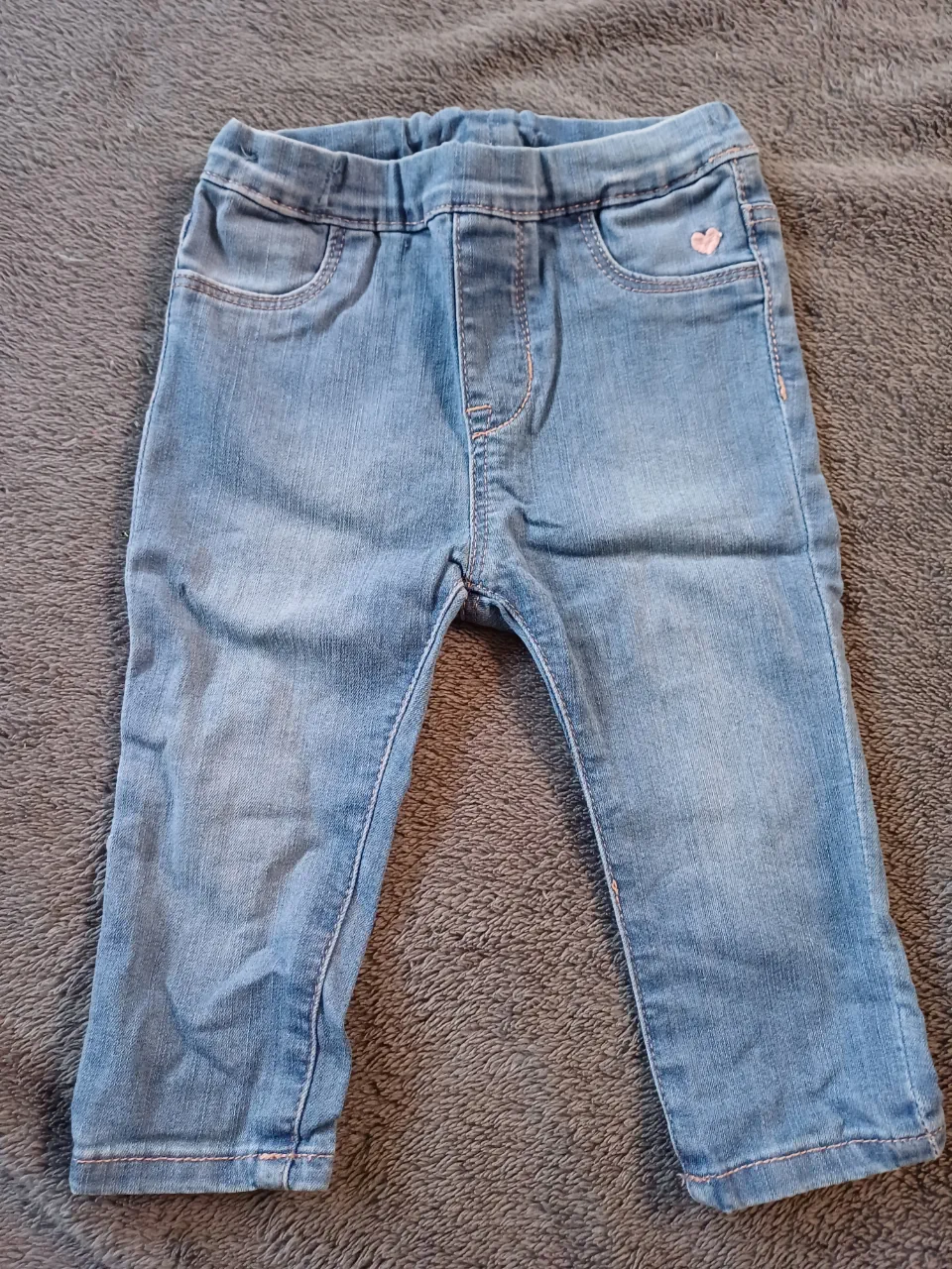Jean H&M · Talle 6-9 meses / 68 cm