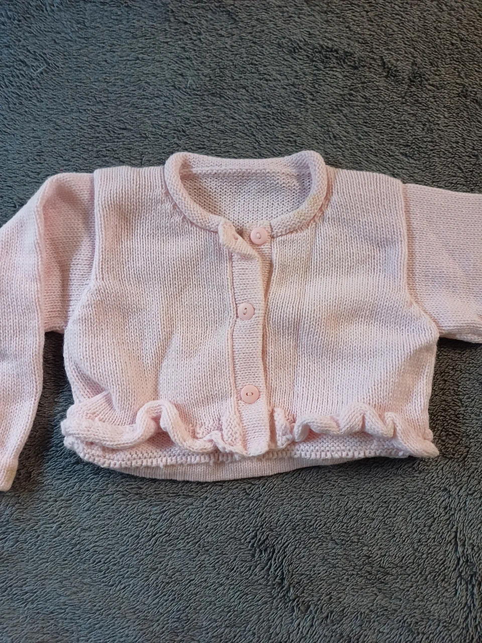 Sweater de cuello redondo Sin marca · Talle 1-3 meses / 56 cm