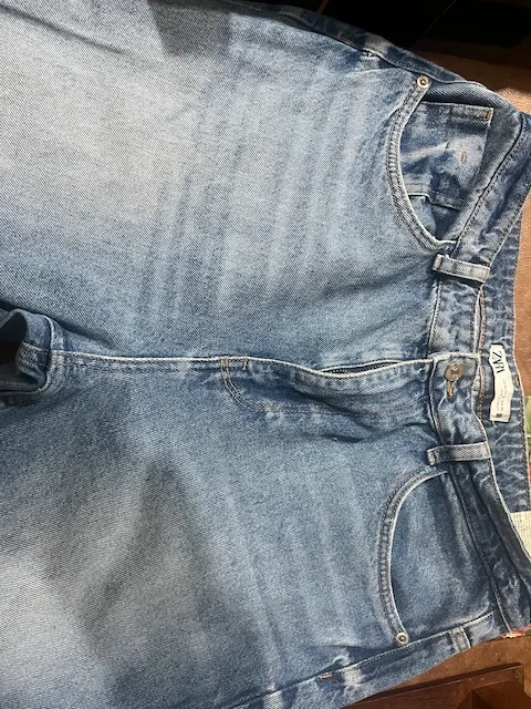 Zara · Talle EU 44