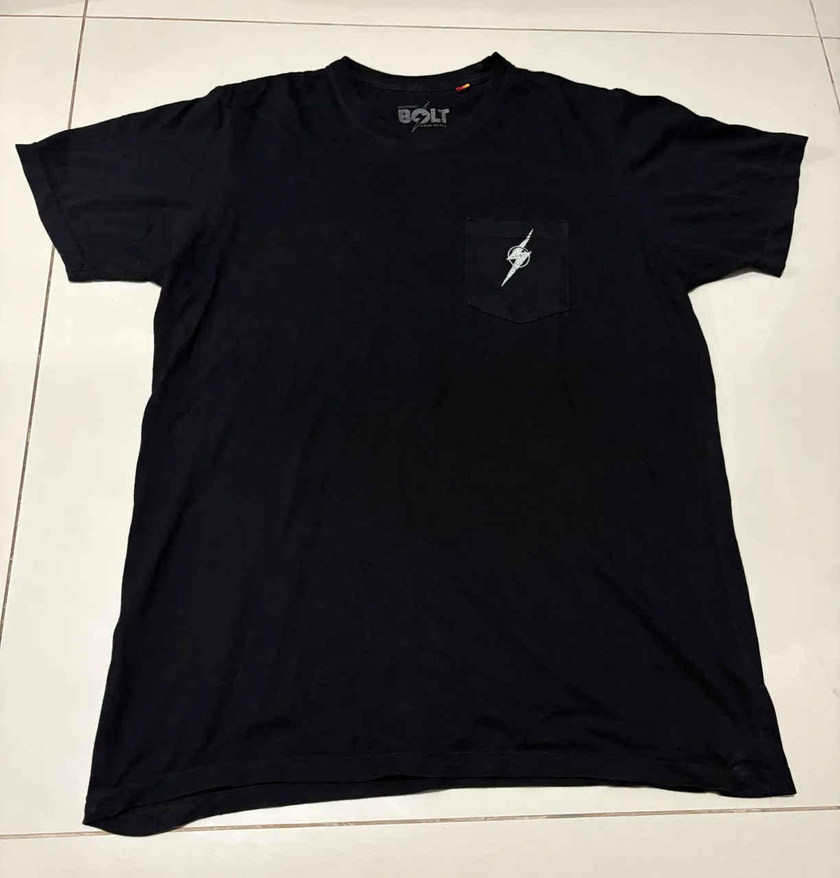 Bolt · Talle M
