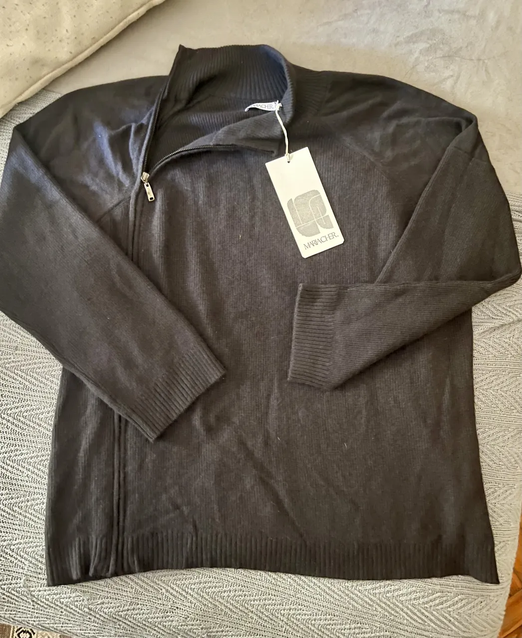 Sweater Maria Cher · Talle L