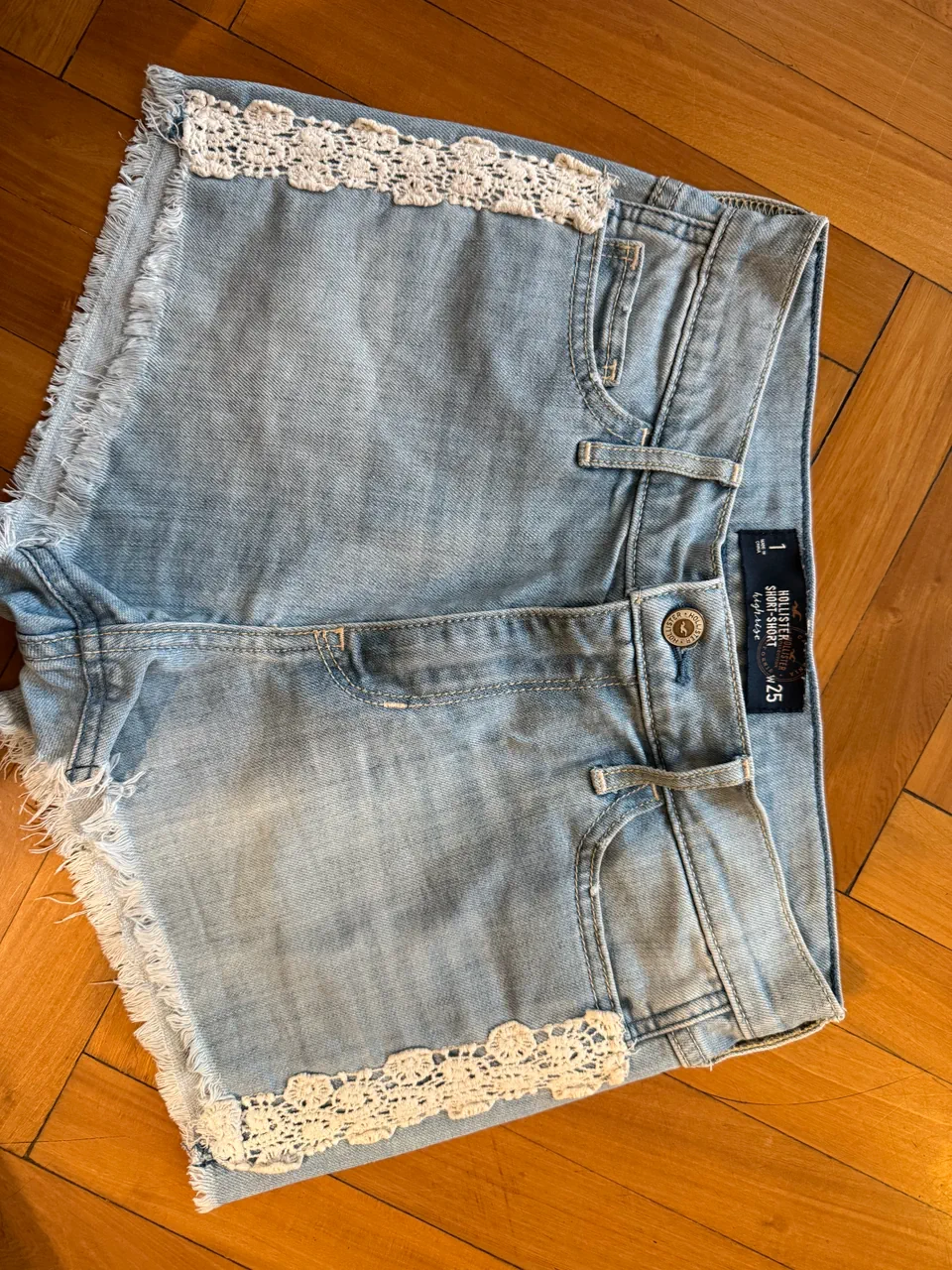 Hollister · Talle S