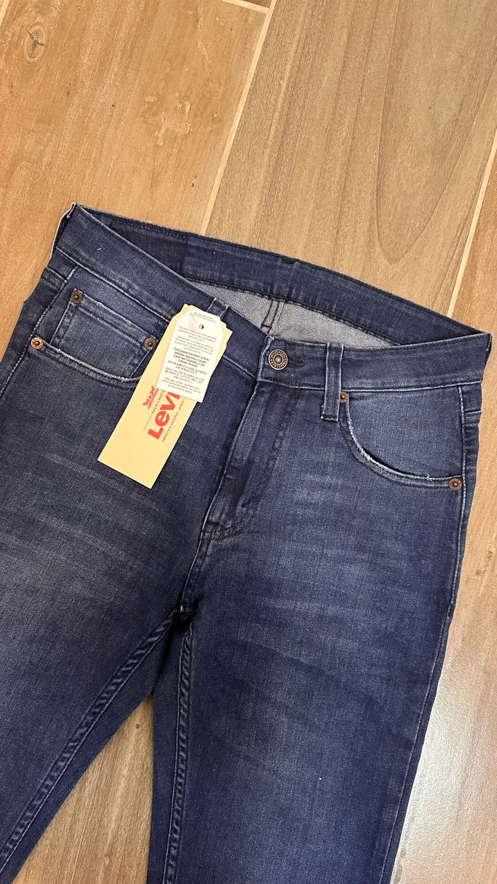 Jean Levi's - imagen 1